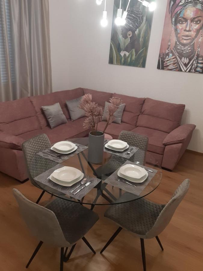 Apartman Vale Apartment Rijeka Bagian luar foto