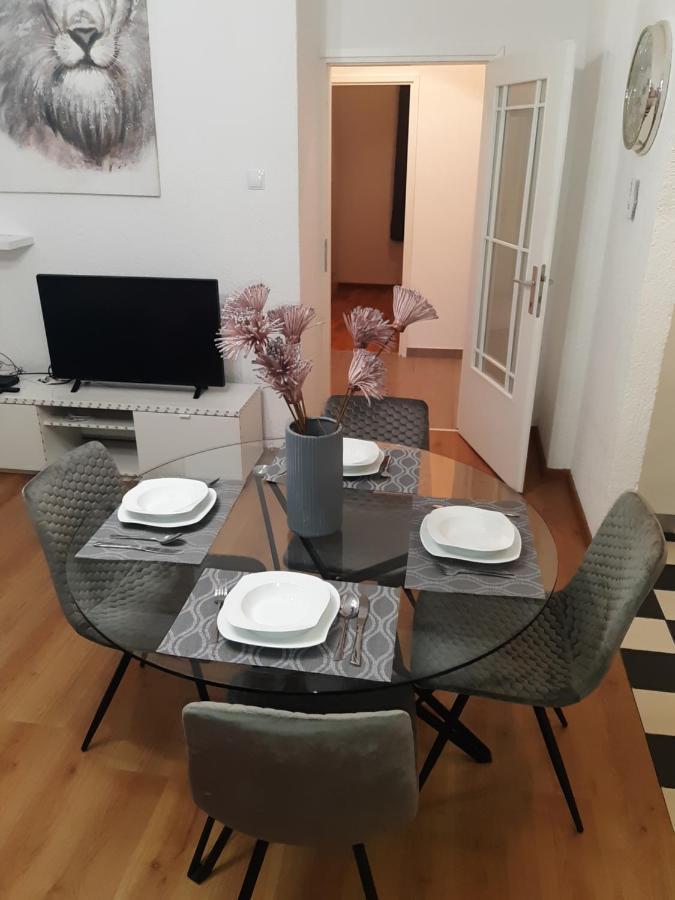 Apartman Vale Apartment Rijeka Bagian luar foto